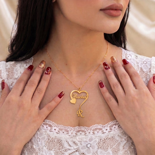 The Heart Chain Nameplate Necklace